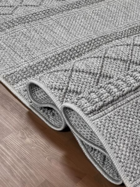 Amore Serisi Gri Renk Yumuşak Dokuma Makine Halısı EM-E606