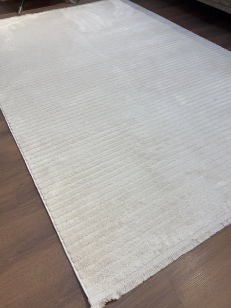 Milano Serisi Krem Tozumaz Yumuşak Makine Halısı GA-1071K