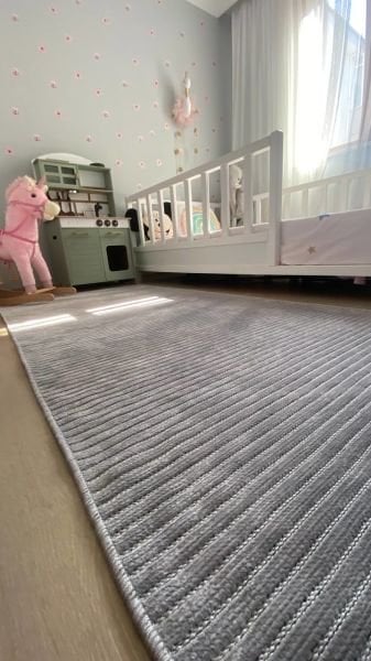 Ada Serisi Gri Renk Yıkanabilir Şönil Dokuma Halı GA-3233