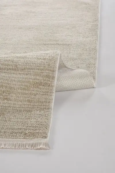 Peru Serisi Bej Renk Yumuşak Dokulu Makine Halısı AP-8422